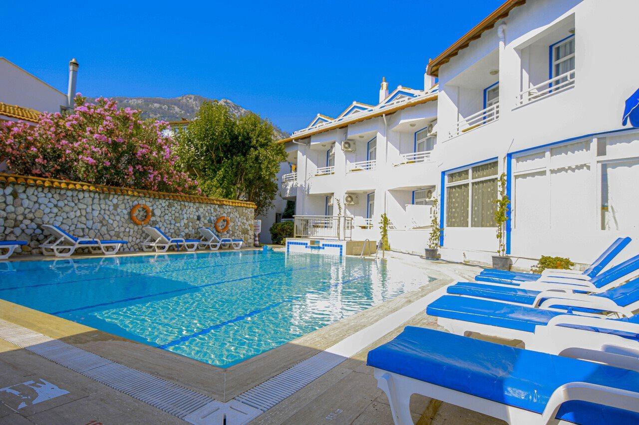 Zeybek Hotel Turunç Exterior foto