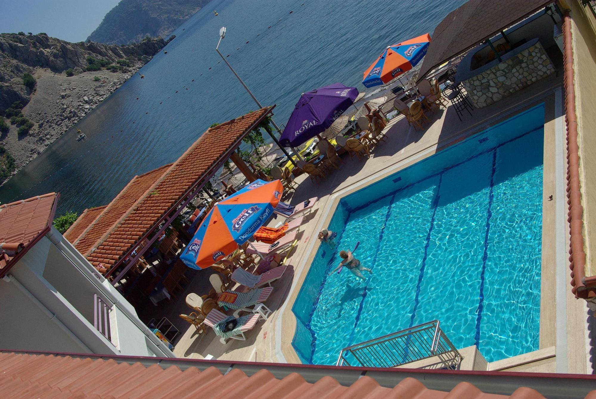 Zeybek Hotel Turunç Exterior foto